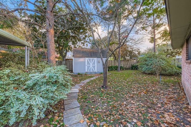 11007 Ensbrook Drive, Houston, TX 77099