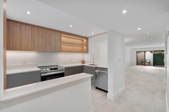 555 NE 7th Avenue 5A, Fort Lauderdale, FL 33301