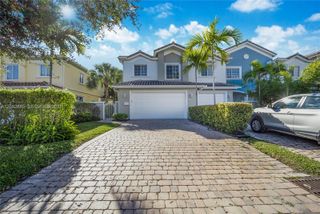 2656 NE 30th Place, Fort Lauderdale, FL 33306
