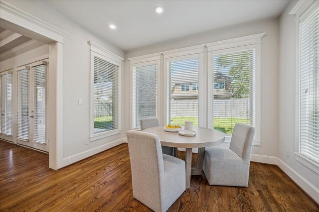 1802 Wakefield Drive, Houston, TX 77018