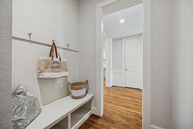 1802 Wakefield Drive, Houston, TX 77018