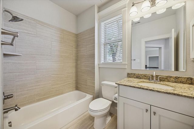 1802 Wakefield Drive, Houston, TX 77018