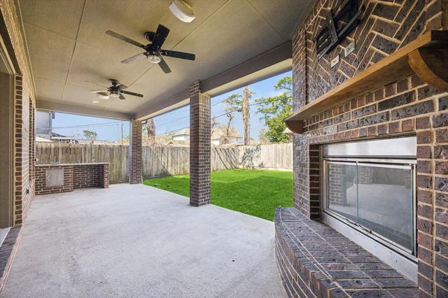 1802 Wakefield Drive, Houston, TX 77018