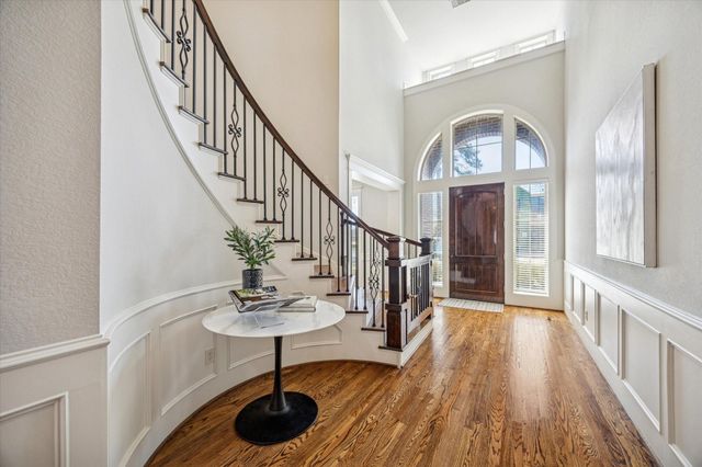 1802 Wakefield Drive, Houston, TX 77018