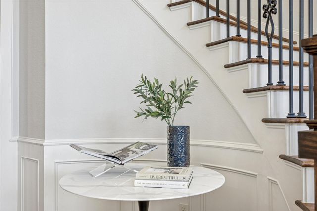 1802 Wakefield Drive, Houston, TX 77018