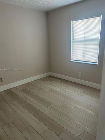 2214 N 25th Avenue 1, Hollywood, FL 33020