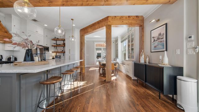 117 W 13th Street, Houston, TX 77008