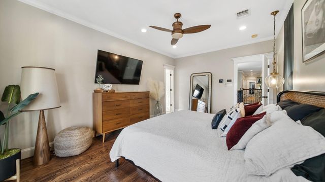 117 W 13th Street, Houston, TX 77008