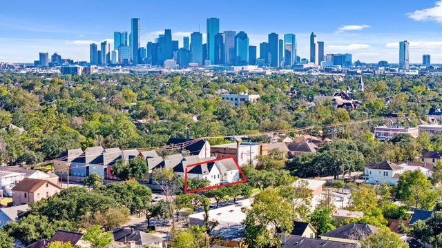117 W 13th Street, Houston, TX 77008