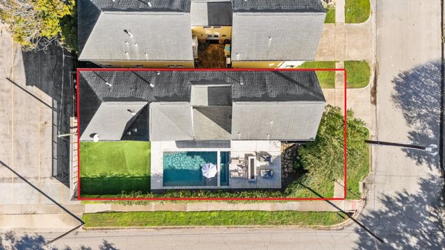 117 W 13th Street, Houston, TX 77008