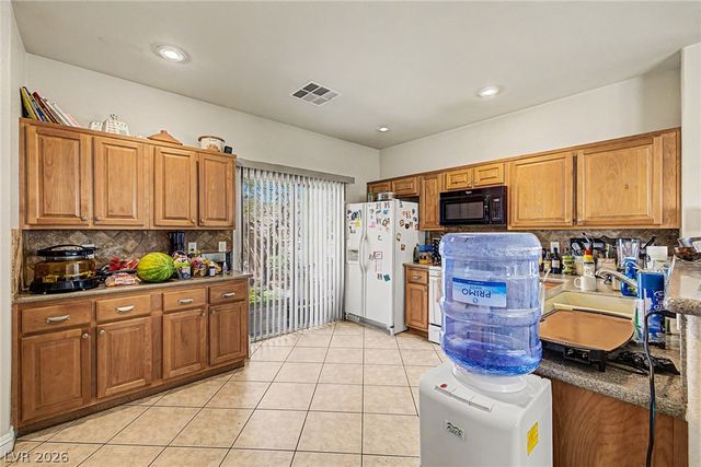 1740 Dark Wolf Avenue, Las Vegas, NV 89123