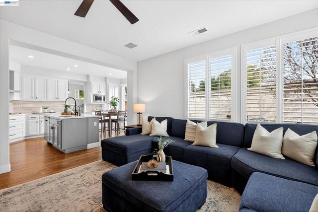 4066 Rosehill Pl, Dublin, CA 94568