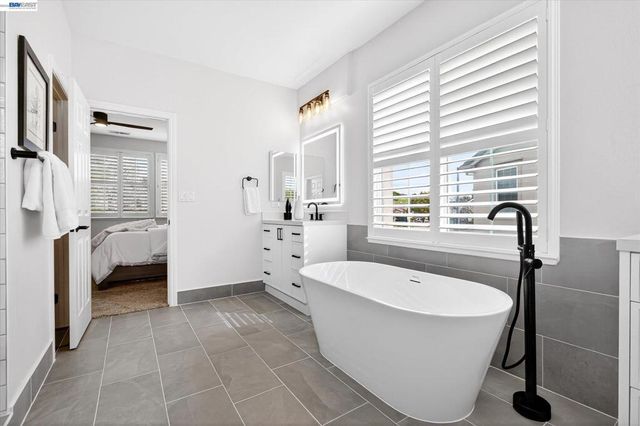 4066 Rosehill Pl, Dublin, CA 94568