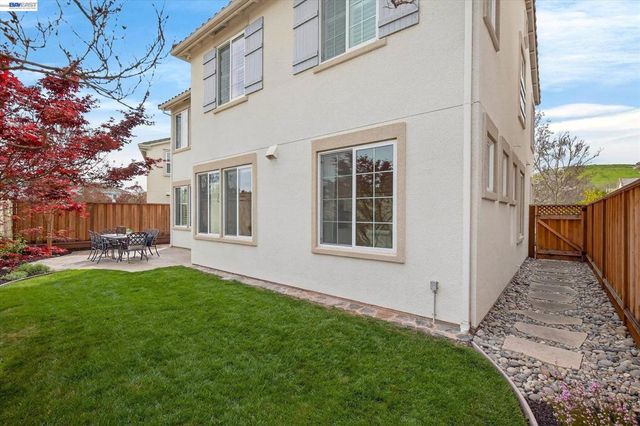 4066 Rosehill Pl, Dublin, CA 94568