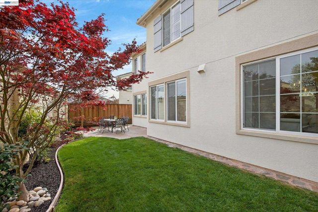 4066 Rosehill Pl, Dublin, CA 94568