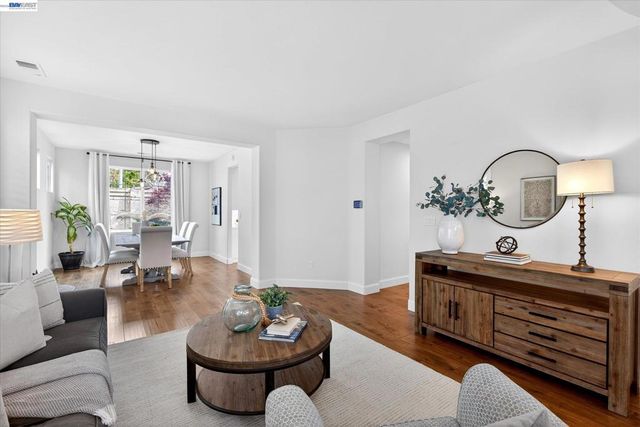 4066 Rosehill Pl, Dublin, CA 94568