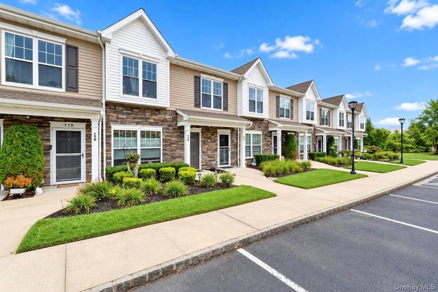 178 Ashley Court, Central Islip, NY 11722