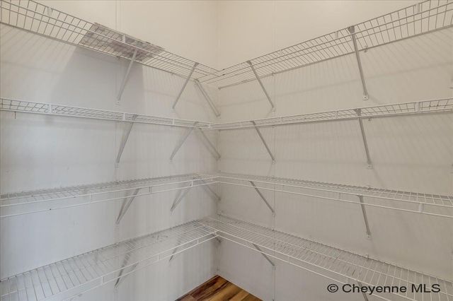 802 OWL CREEK AVE, Cheyenne, WY 82007