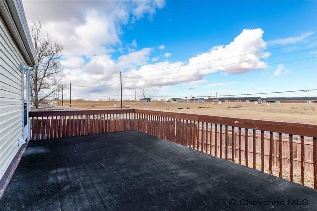 802 OWL CREEK AVE, Cheyenne, WY 82007