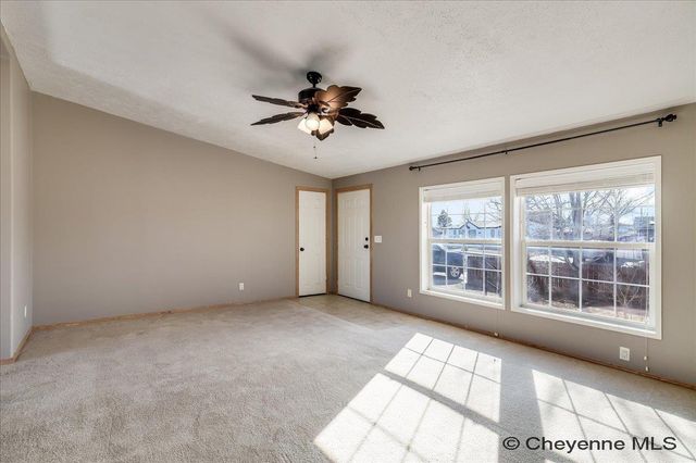 802 OWL CREEK AVE, Cheyenne, WY 82007