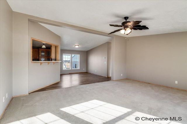 802 OWL CREEK AVE, Cheyenne, WY 82007