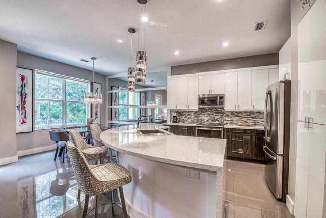 1116 Piccadilly Street, Palm Beach Gardens, FL 33418