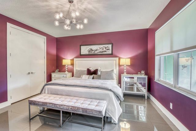 1116 Piccadilly Street, Palm Beach Gardens, FL 33418