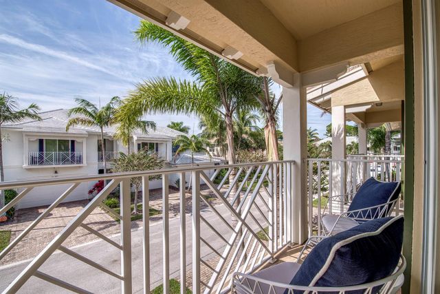 1116 Piccadilly Street, Palm Beach Gardens, FL 33418