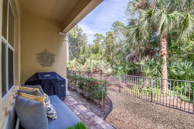 1116 Piccadilly Street, Palm Beach Gardens, FL 33418