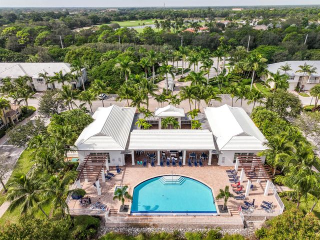 1116 Piccadilly Street, Palm Beach Gardens, FL 33418