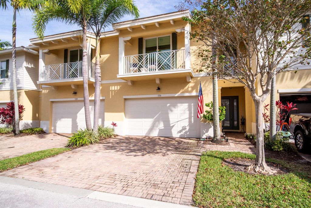 1116 Piccadilly Street, Palm Beach Gardens, FL 33418