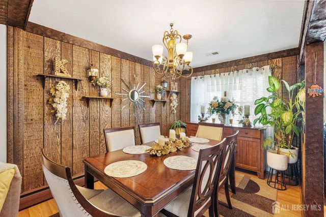 8 Johnson Street, Carteret, NJ 07008