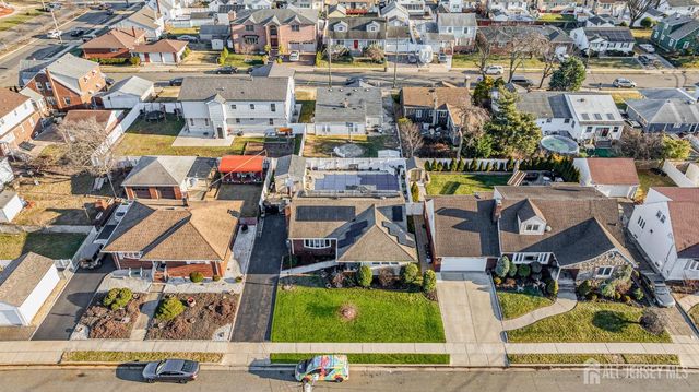 8 Johnson Street, Carteret, NJ 07008