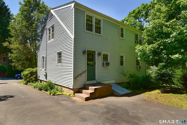 7 Nye Street, Manchester, CT 06040