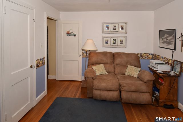 7 Nye Street, Manchester, CT 06040