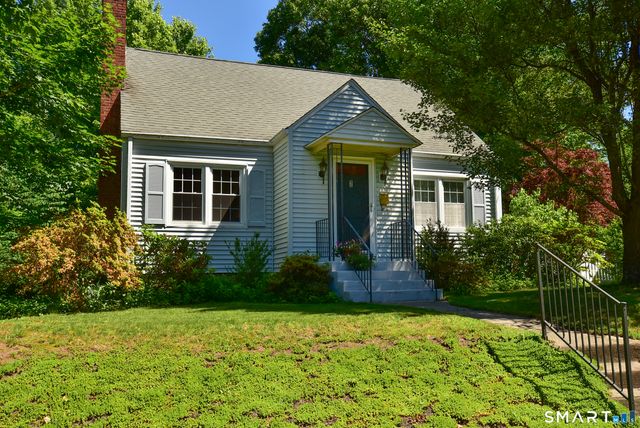 7 Nye Street, Manchester, CT 06040