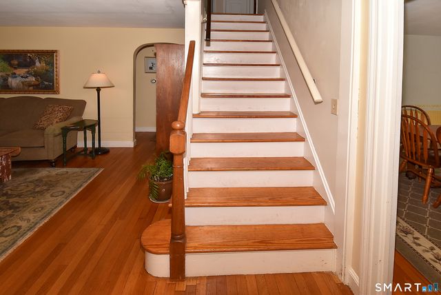 7 Nye Street, Manchester, CT 06040