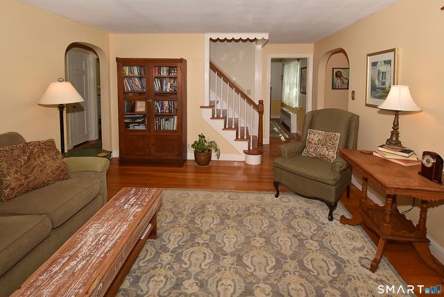 7 Nye Street, Manchester, CT 06040