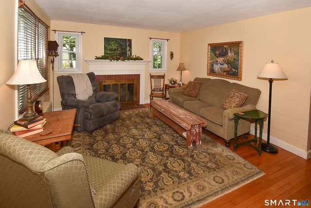 7 Nye Street, Manchester, CT 06040