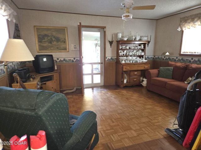 2609 W 32nd Street, Joplin, MO 64804