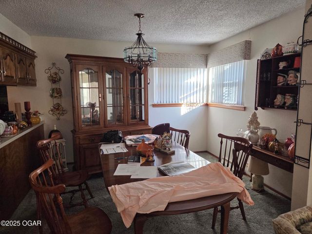 2609 W 32nd Street, Joplin, MO 64804