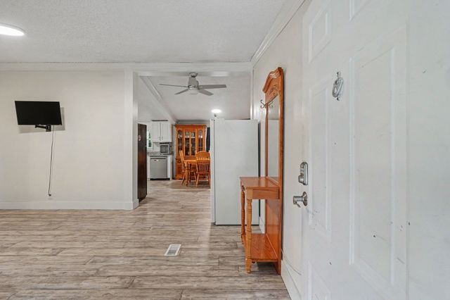 2776 Williamsport Pike, Columbia, TN 38401