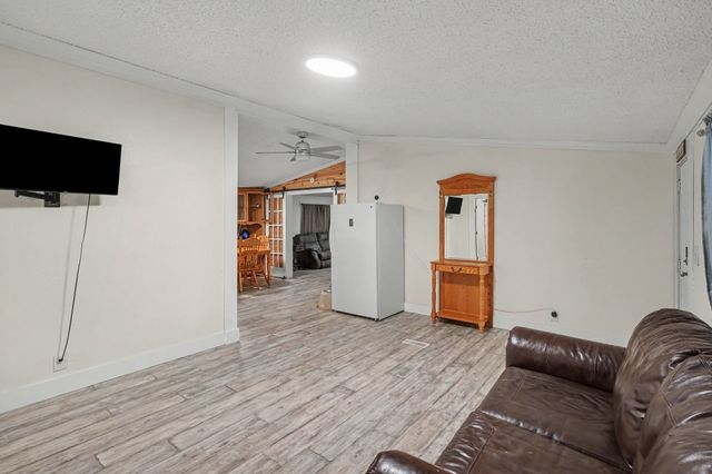 2776 Williamsport Pike, Columbia, TN 38401