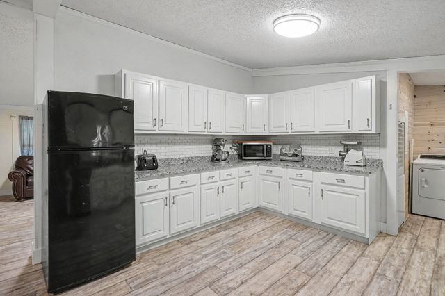 2776 Williamsport Pike, Columbia, TN 38401