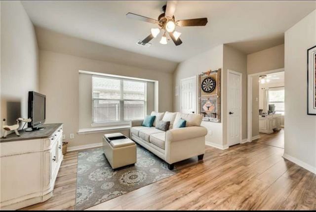 2902 Aurora Mist Drive, Little Elm, TX 75068