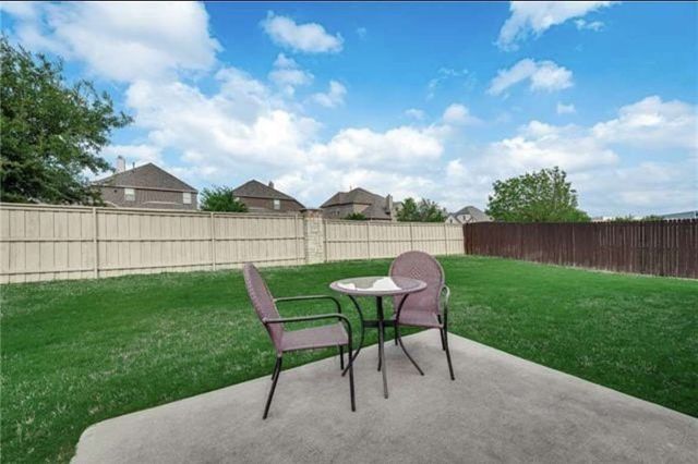 2902 Aurora Mist Drive, Little Elm, TX 75068