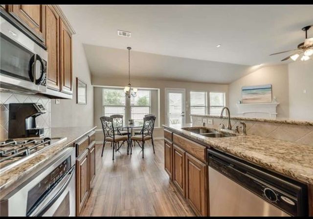 2902 Aurora Mist Drive, Little Elm, TX 75068