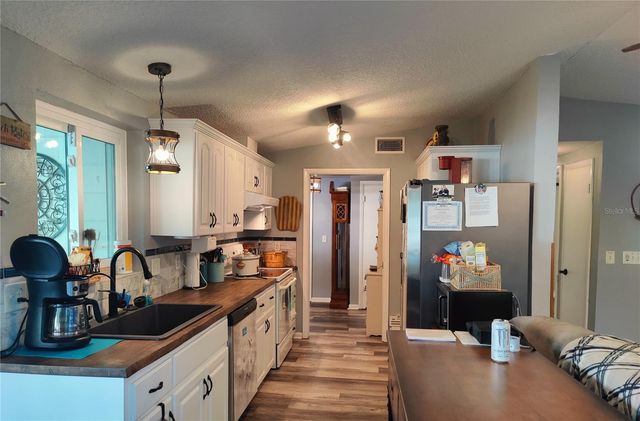 12131 LACEY DRIVE, New Port Richey, FL 34654