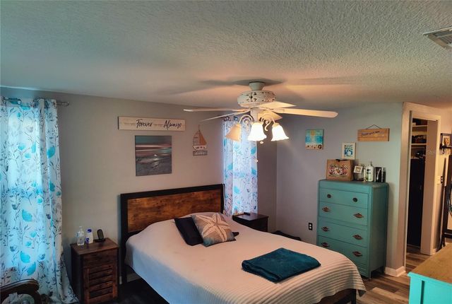 12131 LACEY DRIVE, New Port Richey, FL 34654