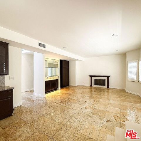 15020 Encanto Drive, Sherman Oaks, CA 91403